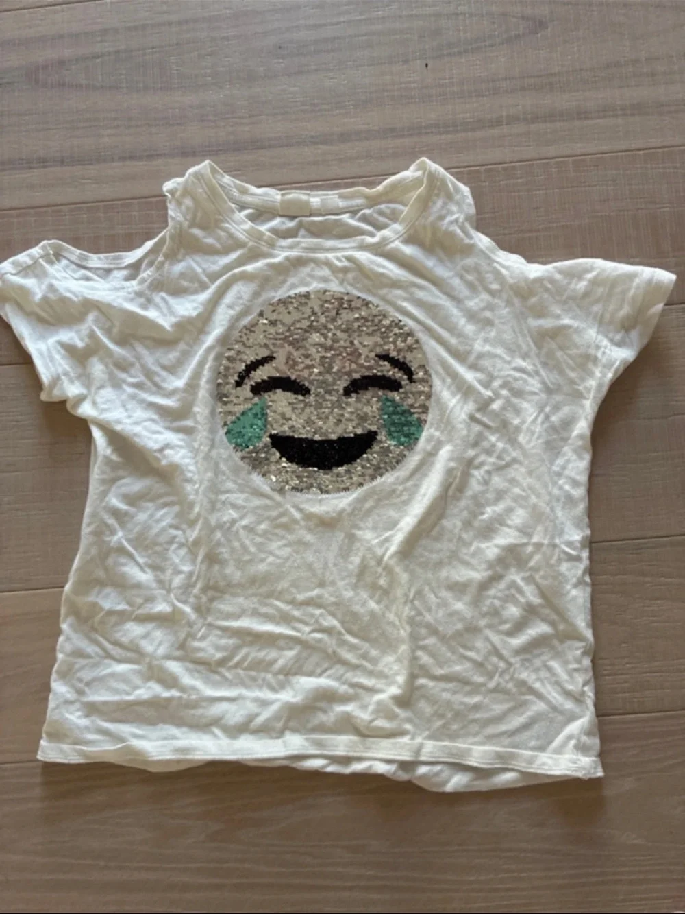 GAP white short